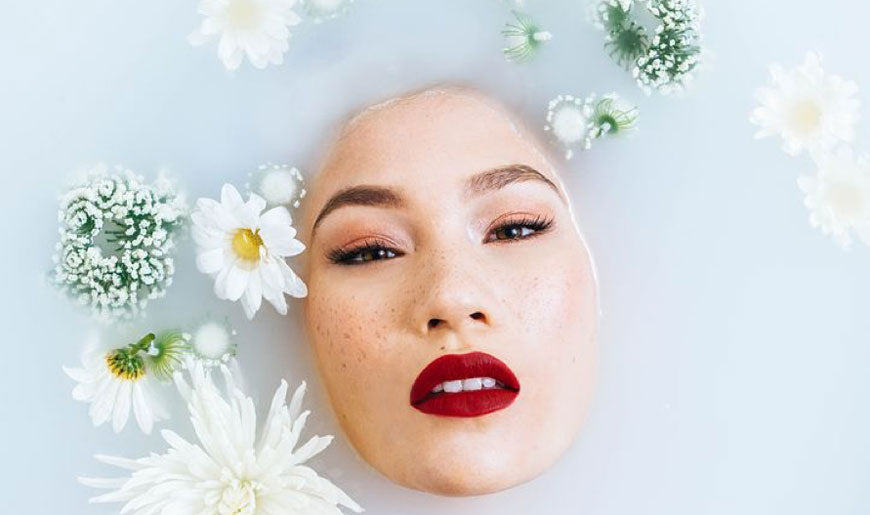 Aprende a hacer leche limpiadora casera