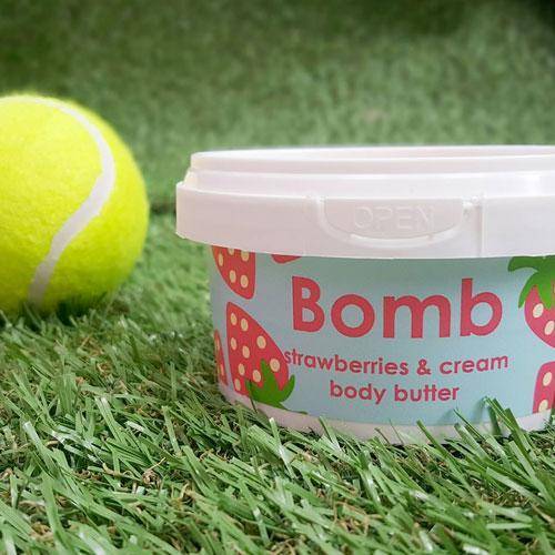 Crema Corporal con Karité - Strawberry crema corporal Bomb Cosmetics