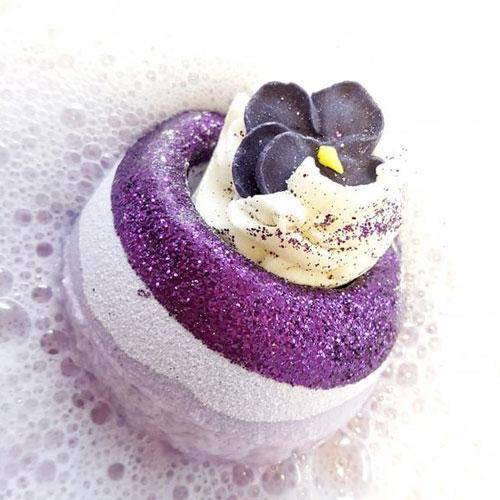 Bomba de Baño para la Tina o Jacuzzi con Geranio - V for Violet 160g bomba de baño Bomb Cosmetics